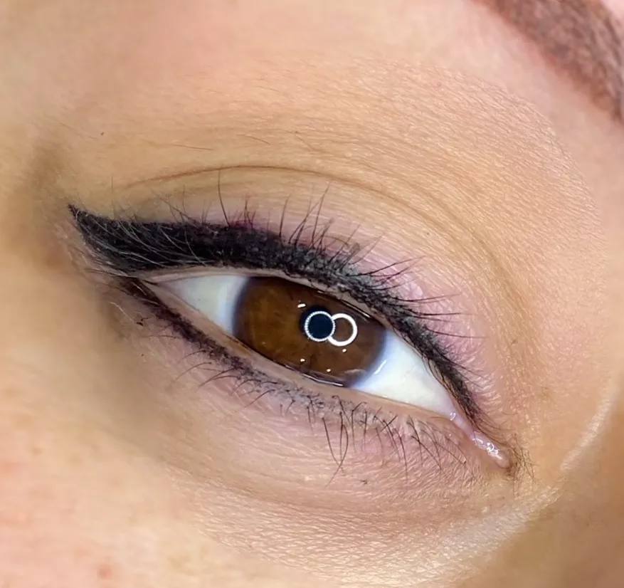 eyeliner tattoo benefits