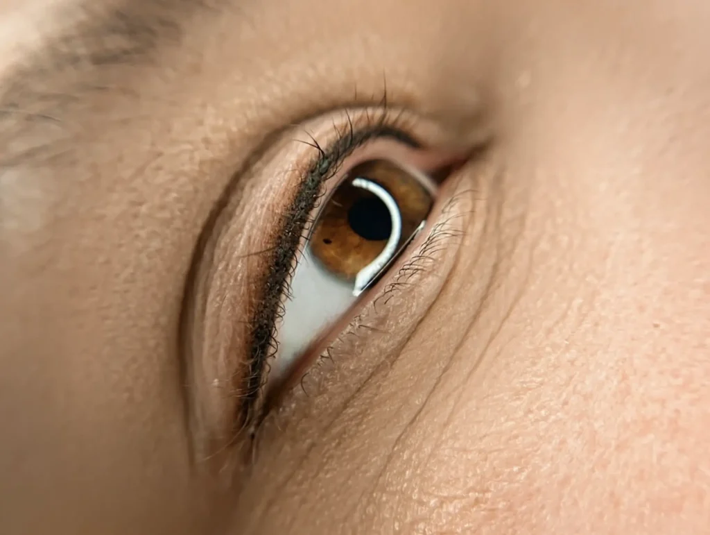 eyeliner tattoo pain level